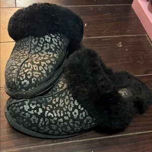 UGG Black Leopard Print Fur Slippers